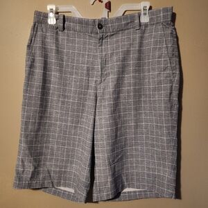 Nike Golf Shorts Plaid Checkered Grey And White Size 32